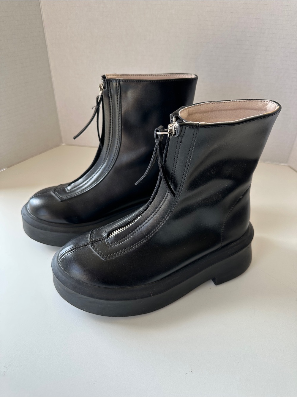 Black Front-Zip Platform Ankle Booties Vegan Leather Chunky Sole Zipper 5 35